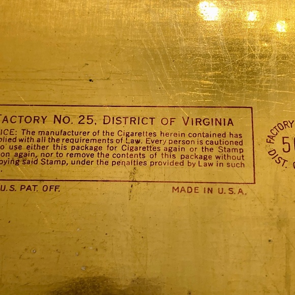 Liggett and Myers Chesterfield 50 cigarette tin. In collectors condition - Picture 7 of 8